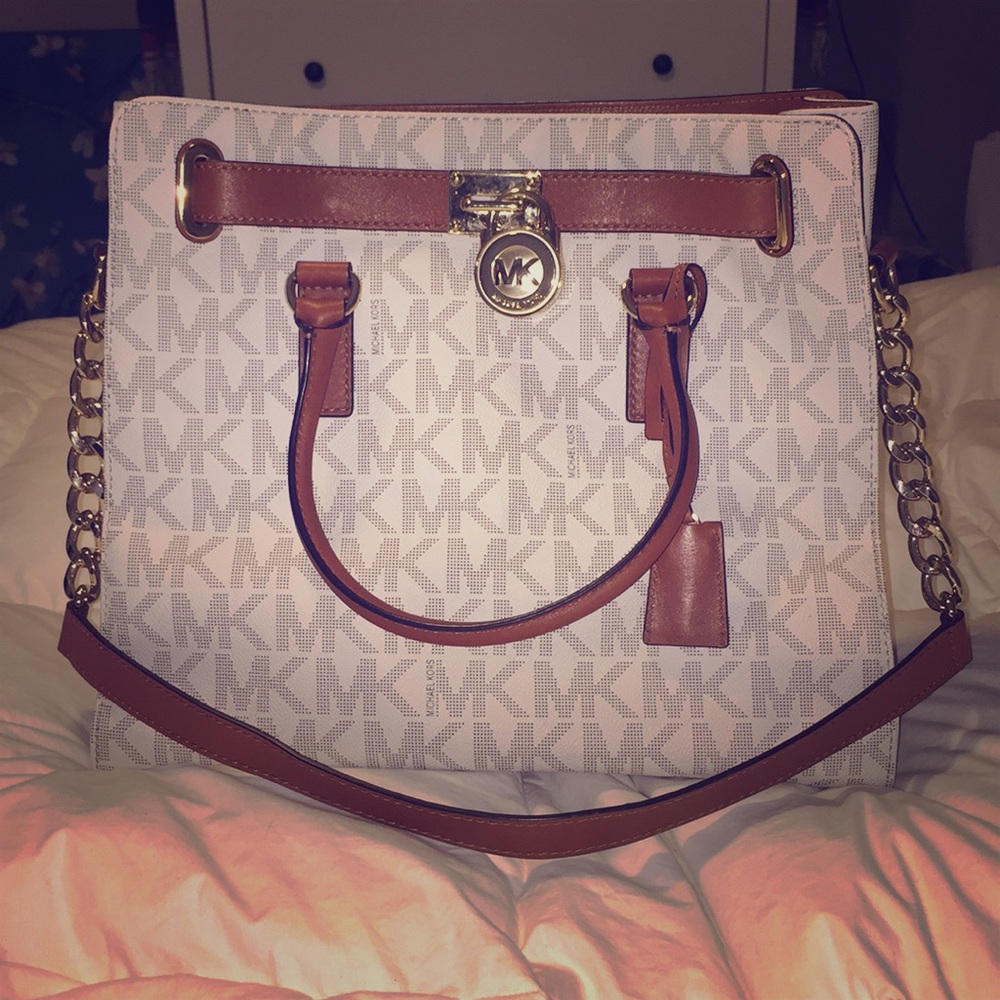 (SOLD) Michael Kors Hamilton Tote 👜
